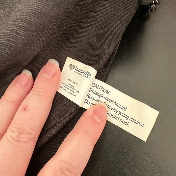 Loungefly Disney Villains Flocked Crossbody Metal Chain Purse Bag Purple Black - Picture 9 of 15